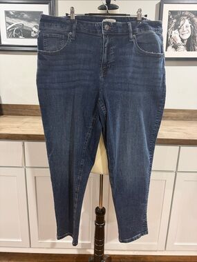 Maurices Blue Jeans 90’s Taper - Stretchy Mid-Rise size 16 W short